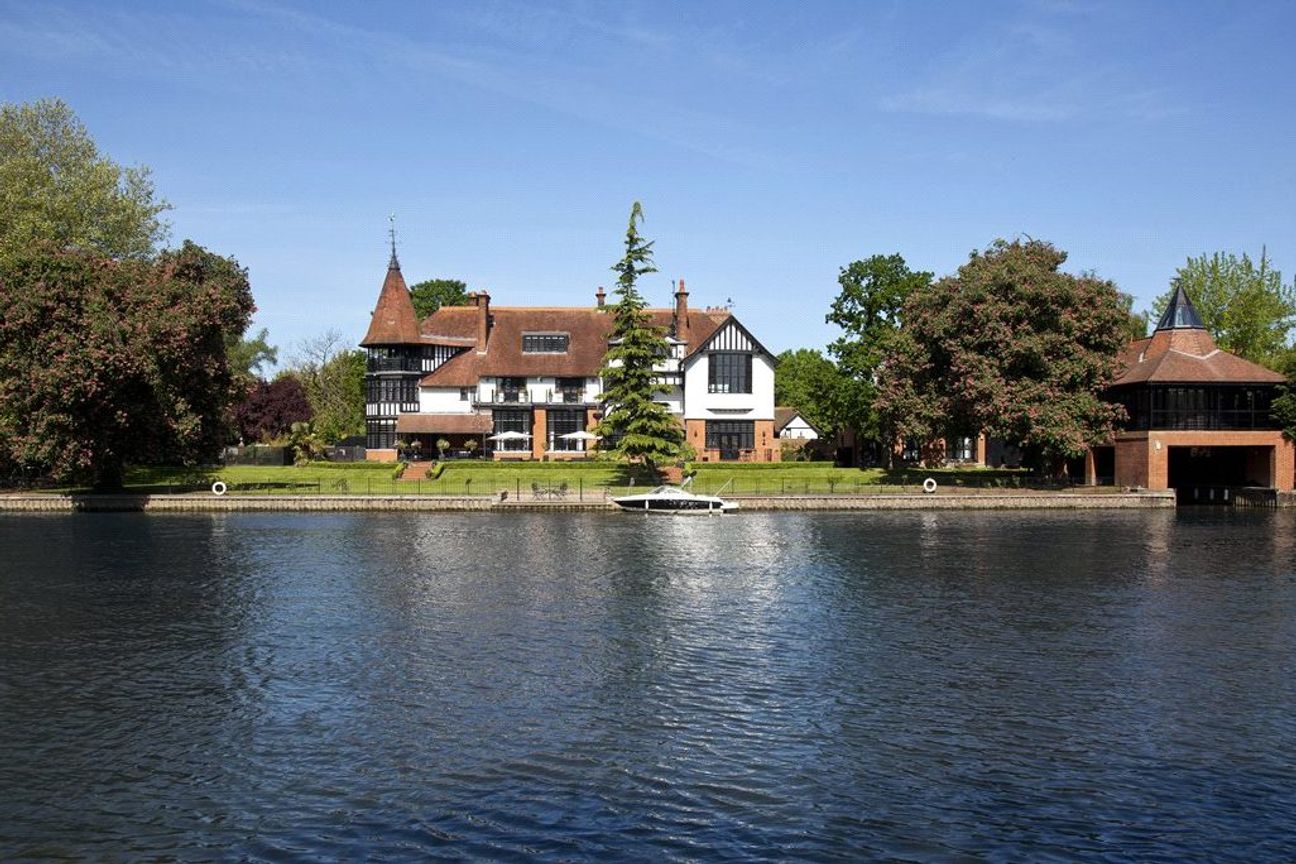 6 of the best properties on the River Thames Gentleman's Journal