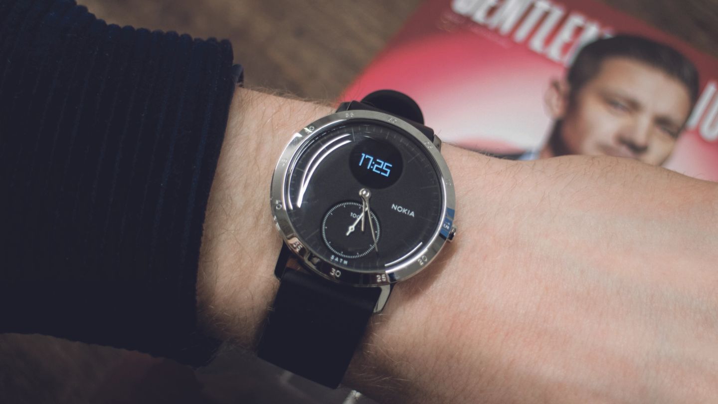 Competition: Win a brand new intelligent hybrid smartwatch