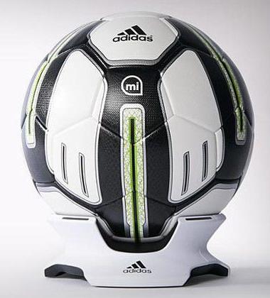 TECH – Is This the Smartest Football in the World?