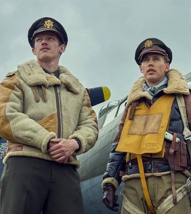 Austin Butler and Callum Turner in Masters of the Air