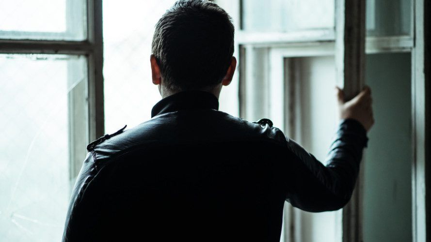 10 of the most effective cures for male depression