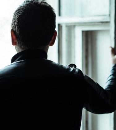 10 of the most effective cures for male depression