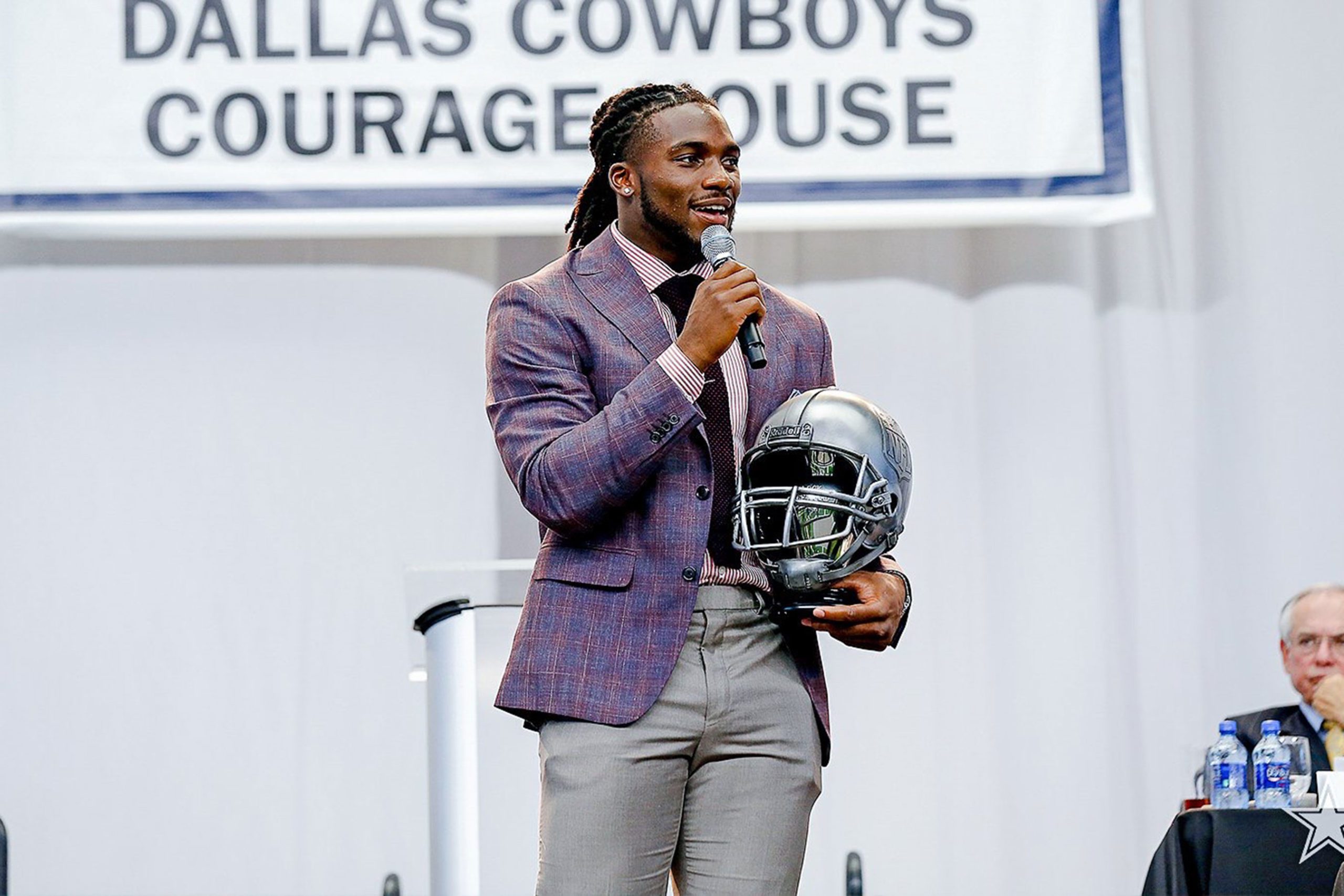 Jaylon Smith has a deep admiration for Dallas Cowboys History