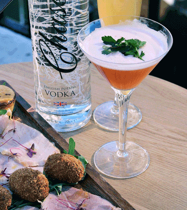 Where to Go – Chase & Country Tails Terrace