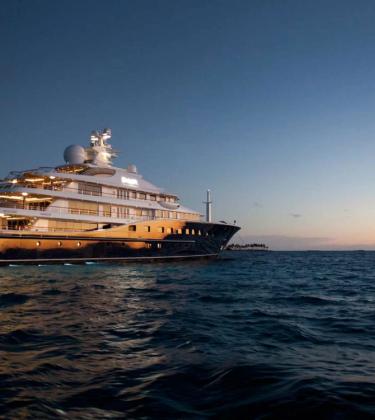 Yacht of the Week: Cakewalk