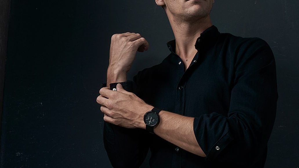 The Greyhours’ Carbon will never date