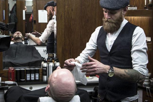 Pall Mall barbers - gentleman's Journal