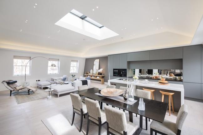 AmazonProperty_BritishLand_TheHempelCollection_Dining_Kitchen