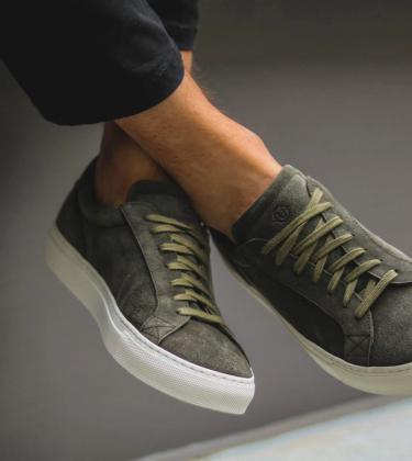 smart sneakers