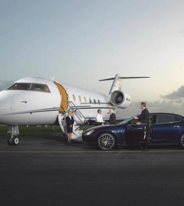 Wishlist: A JetSmarter membership, Paul Smith monogrammed wallet & more