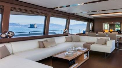 LIFESTYLE – Yacht Interiors