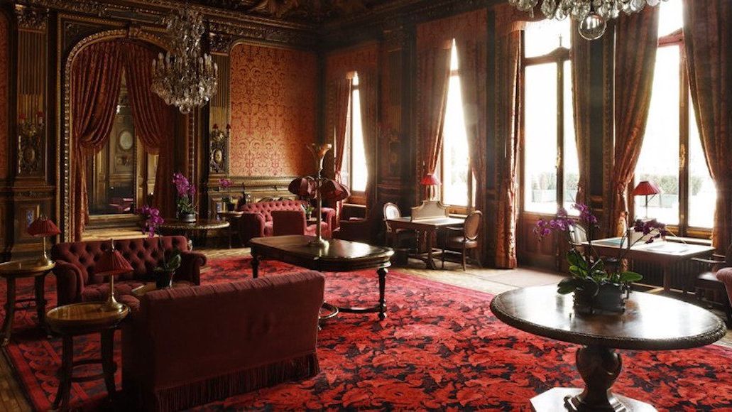 A gentleman’s guide to the Parisian members’ club