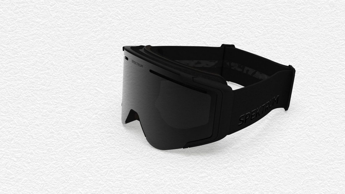 Editor’s Picks: Ski Goggles, Leica Camera and Asket Jeans