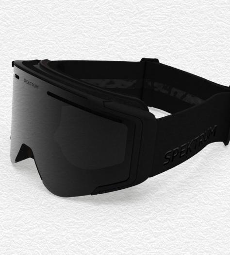 Editor’s Picks: Ski Goggles, Leica Camera and Asket Jeans