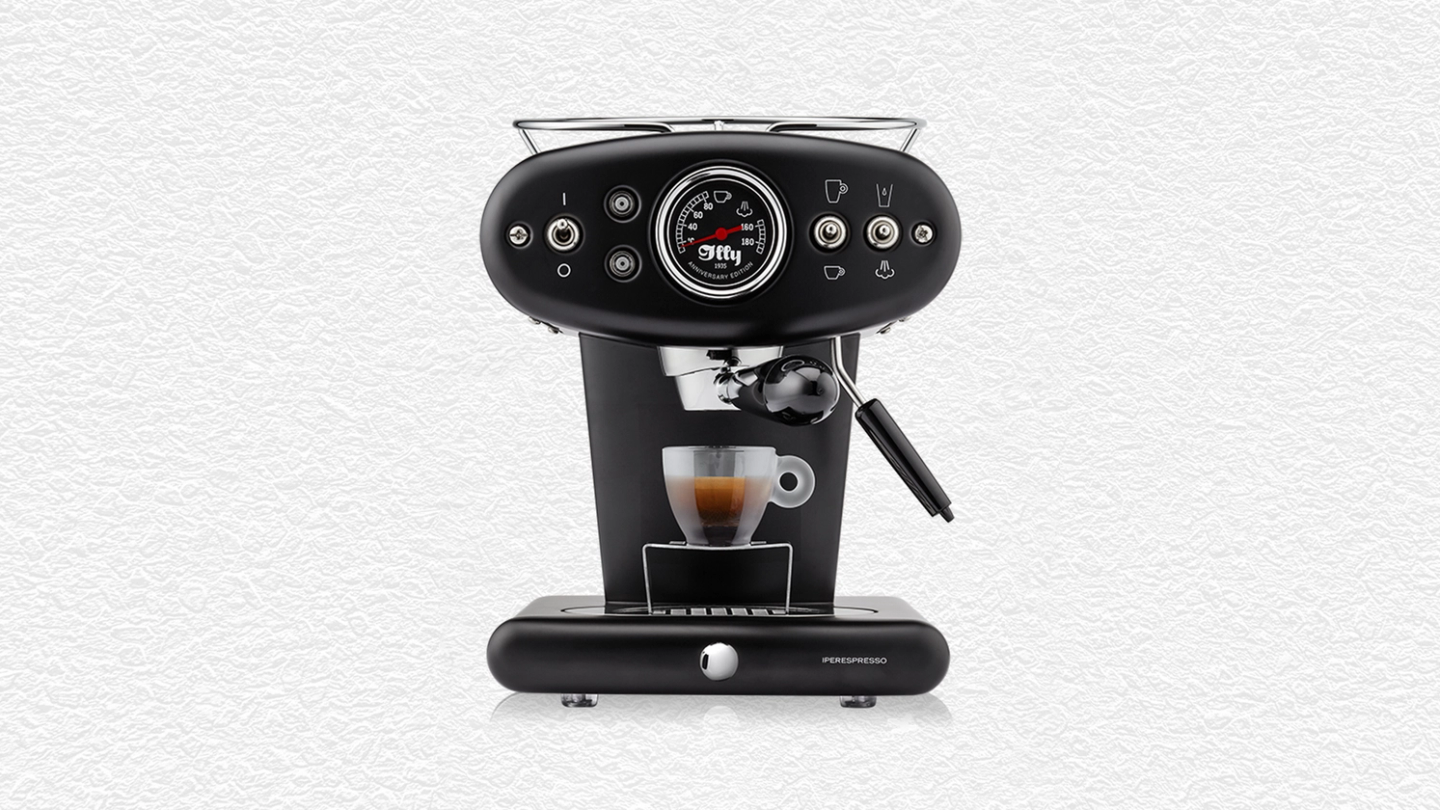 Editor's Picks: Breitling Navitimer GMT, Illy coffee machine and Superga sneakers