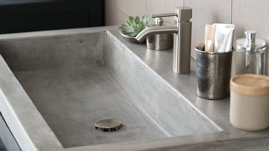 6 products every man should have in his bathroom cabinet