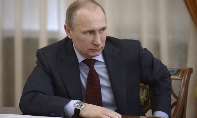 Vladimir-Putin-chairs-a-m-014
