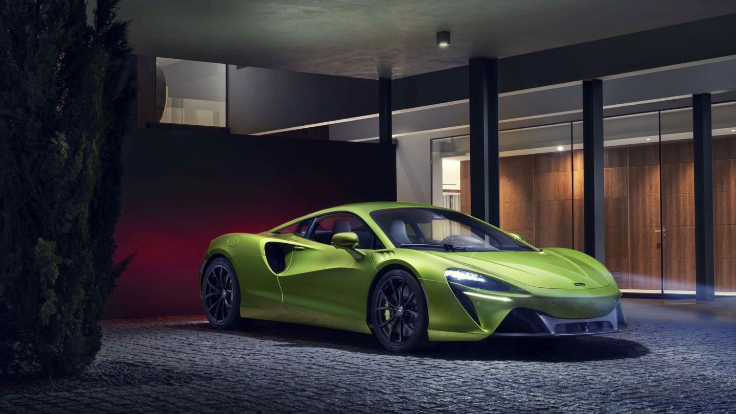 7 things you need to know about the new McLaren Artura
