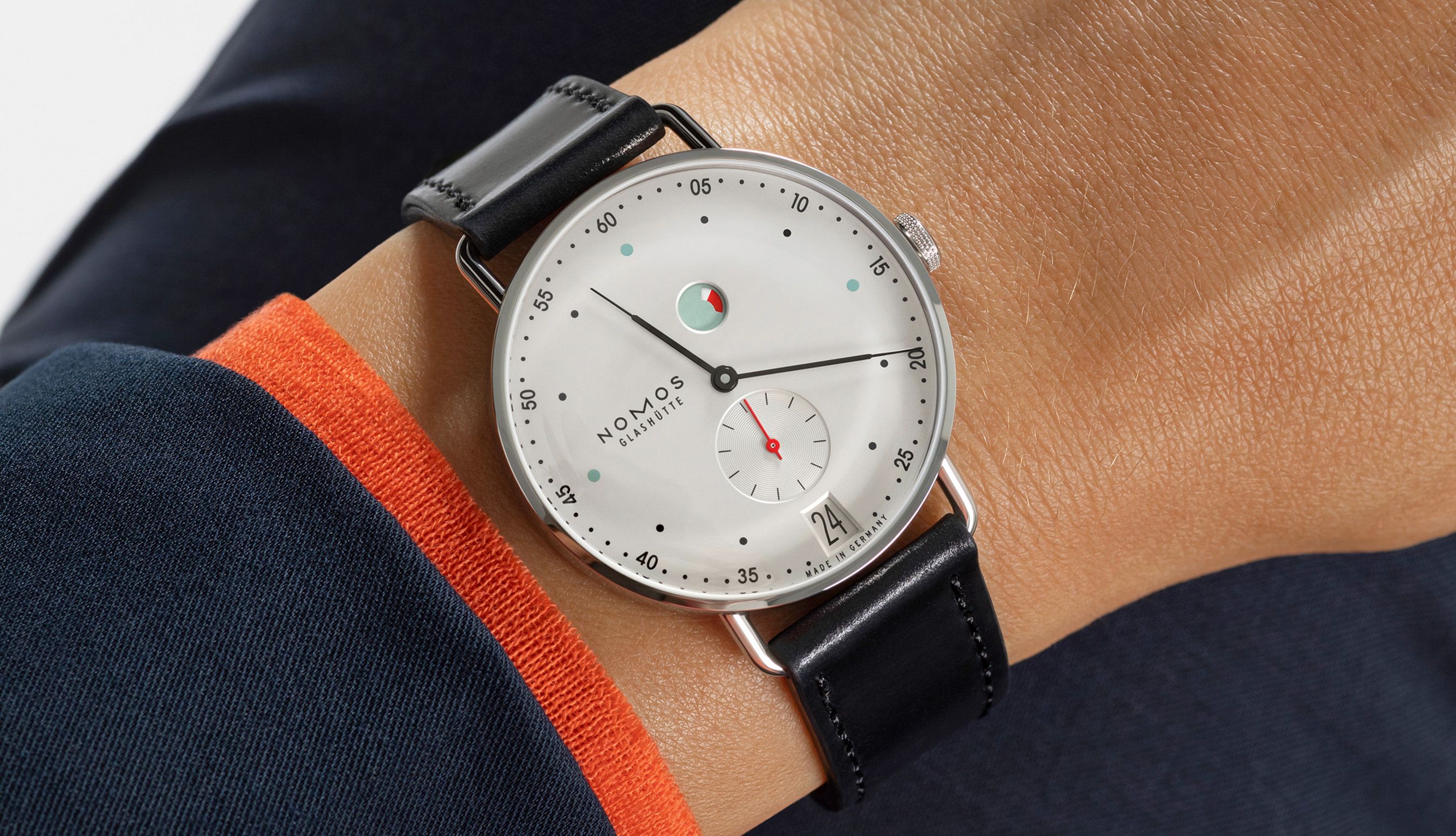 In NOMOS Glashütte’s Metro collection, every dot counts