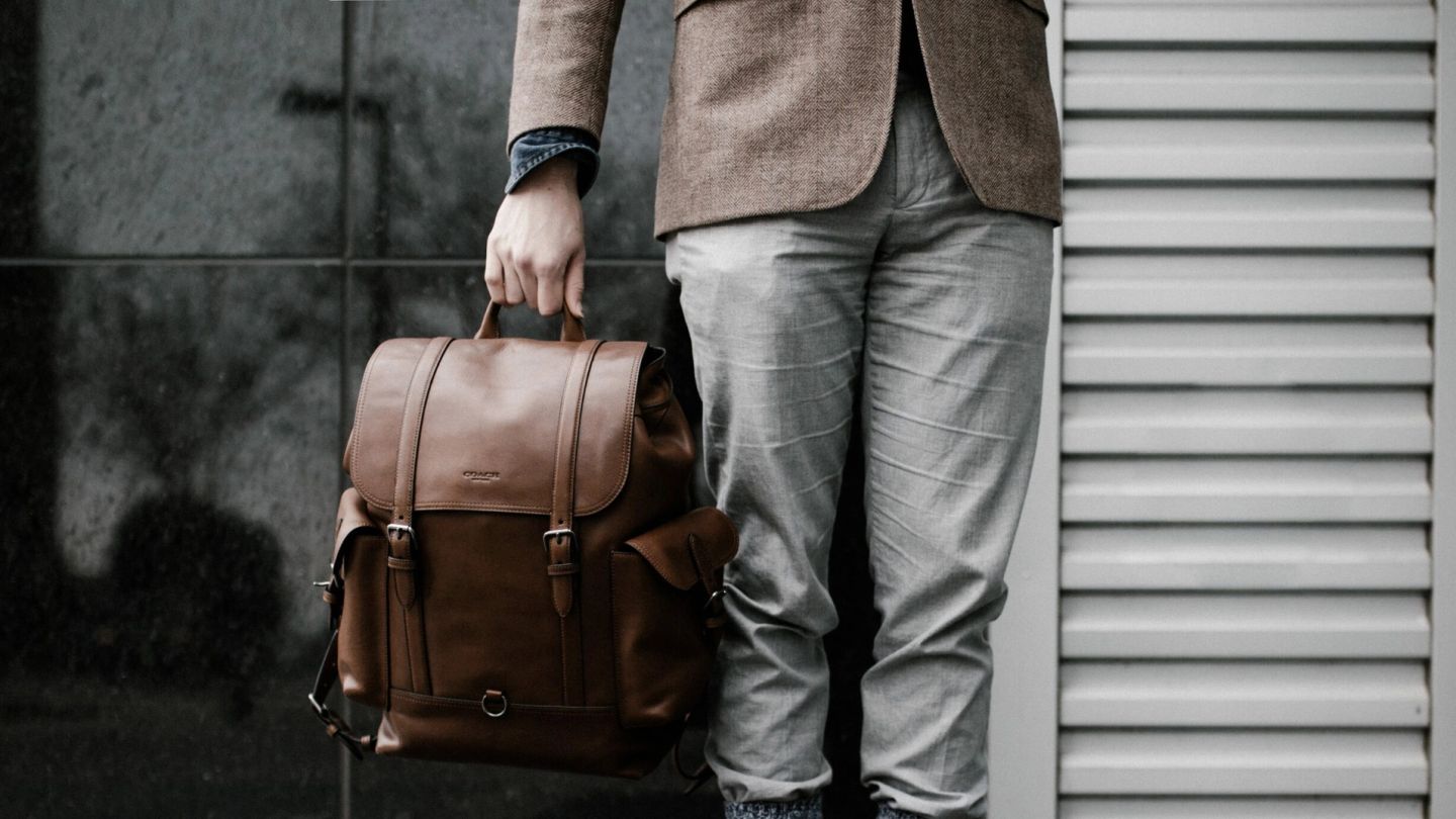 6 of the best bags to take to work