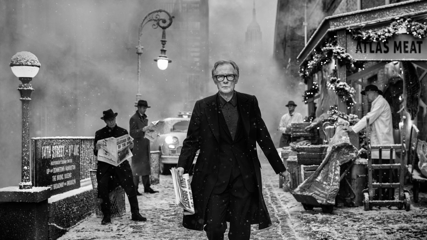 Photographer David Yarrow showcases his work at the Maddox Gallery