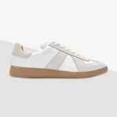 GAT Sneakers
