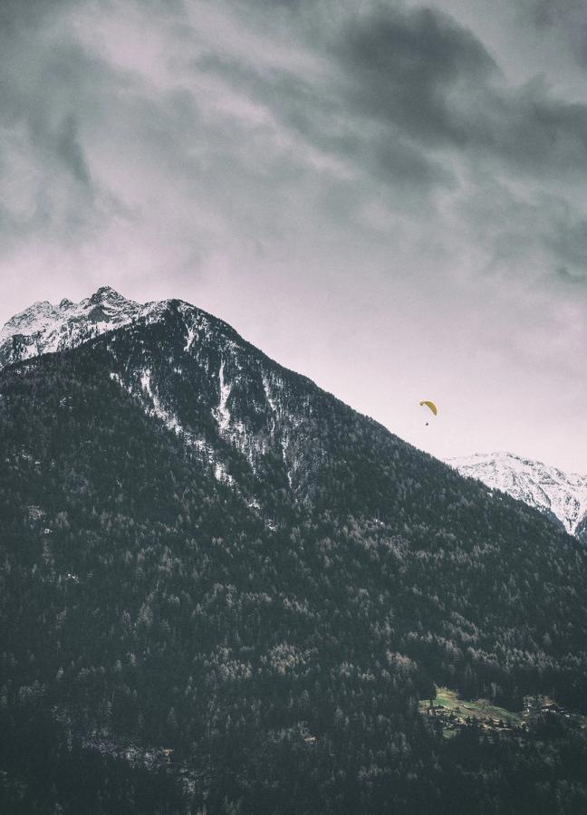 levison wood paramotoring