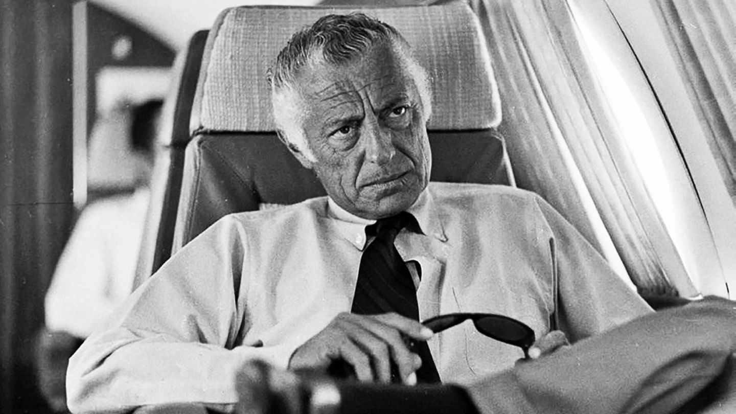 How to dress like Gianni Agnelli