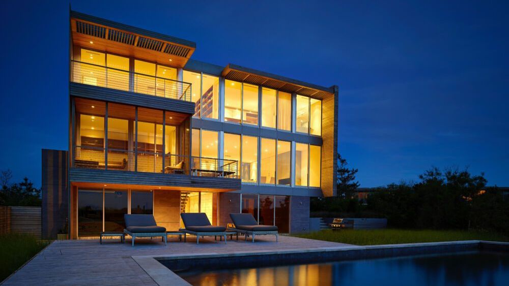 Take a tour around this minimalist Hamptons retreat…