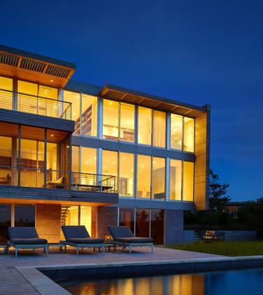 Take a tour around this minimalist Hamptons retreat…