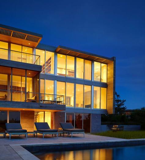 Take a tour around this minimalist Hamptons retreat…