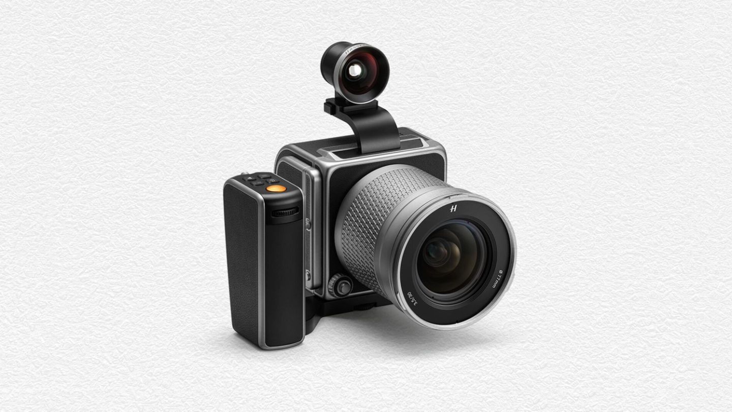 Editor’s Picks: Hasselblad Camera, Fitness Tracker and Bond First Editions