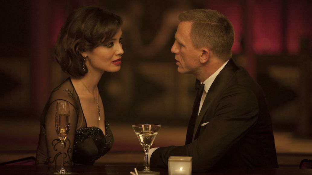 5 ways to make her want you