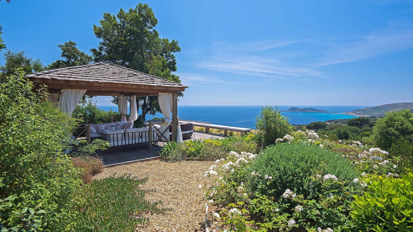 Property of the Week: Sumptuous sea-view villa