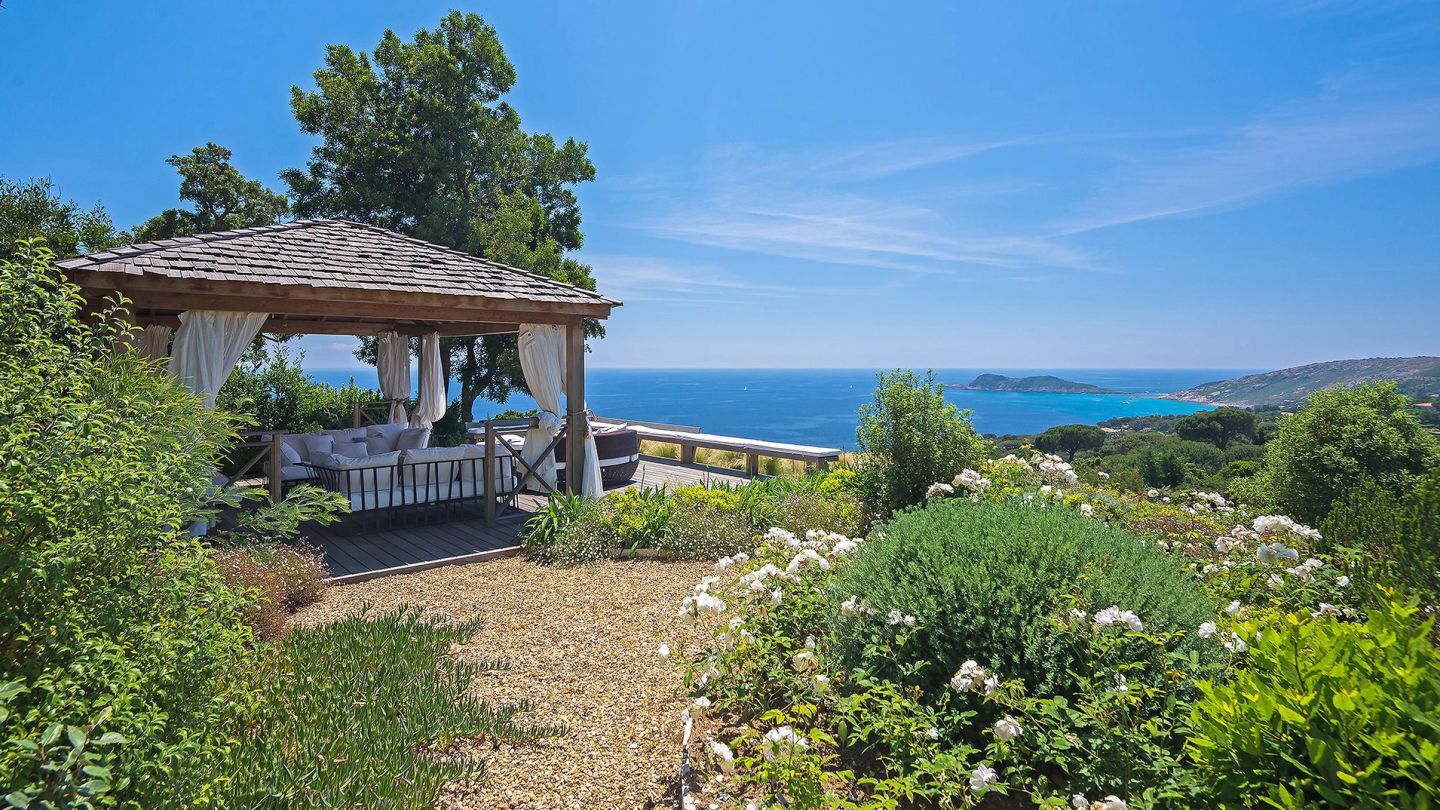 Property of the Week: Sumptuous sea-view villa
