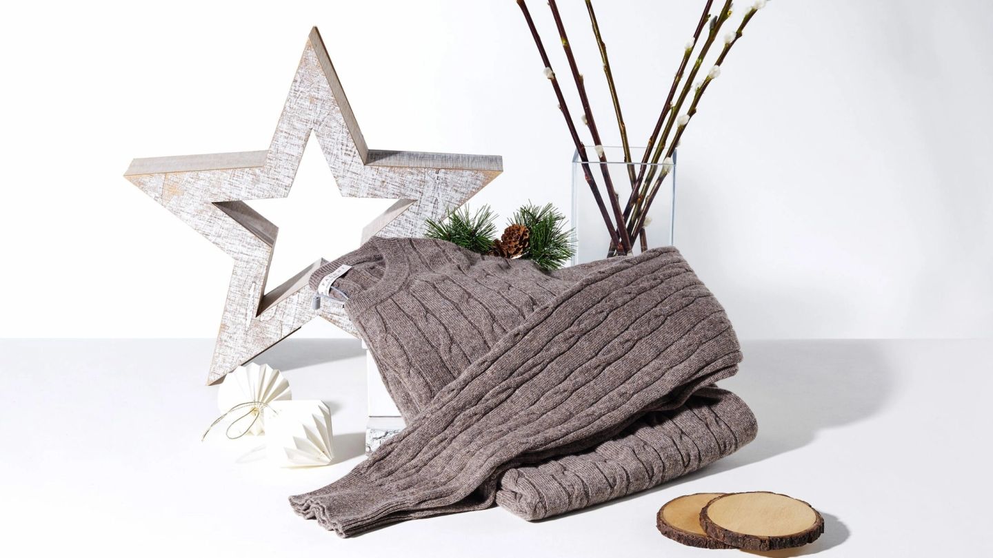 Advent Calendar Day 3: Luca Faloni Cashmere Jumper