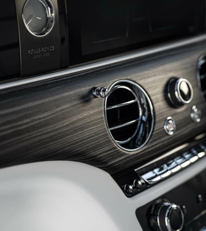 new 2020 rolls-royce ghost