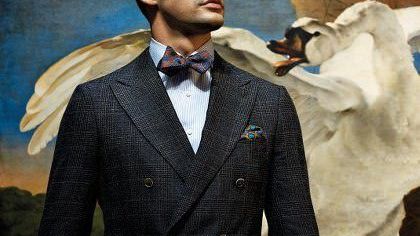 Should a gentleman wear a double-breasted jacket?