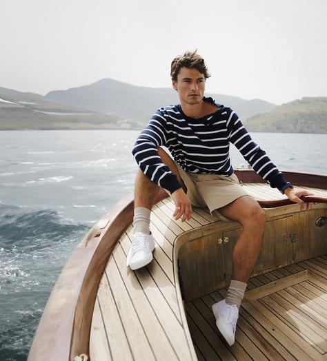 How to Clean White Sneakers