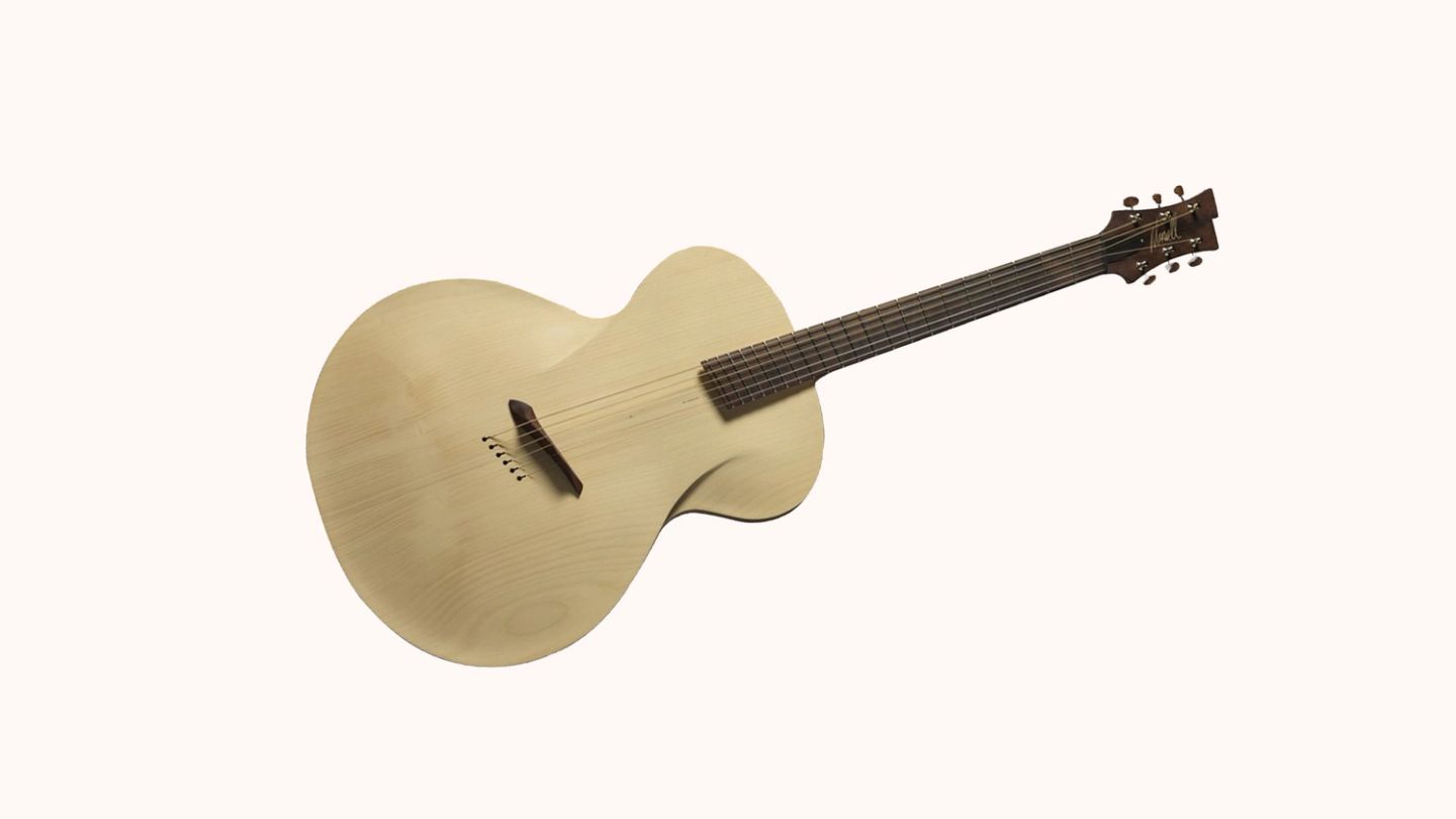Editor’s Picks: Leica Camera, Roulette Wheel and Minimalist Guitar