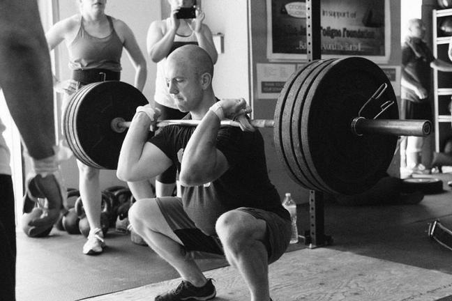 weightlifting squat - the gentlemans journal