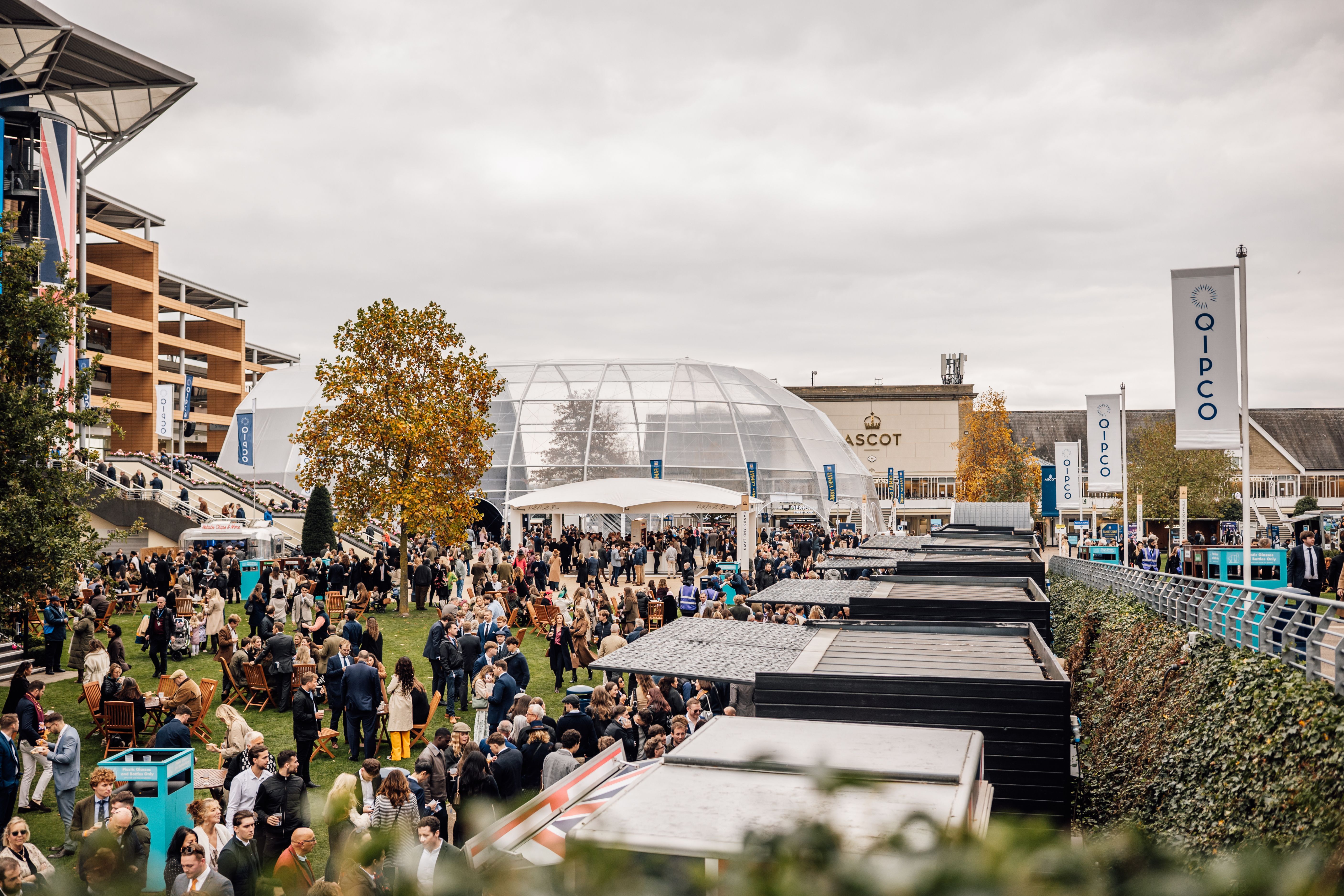 Autumn crowds at Ascot on British Champions Day