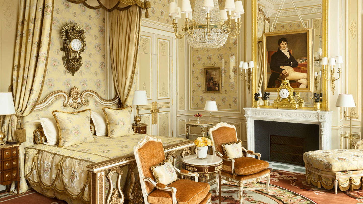 The 10 Best Luxury Beds