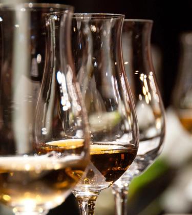 Buy your ticket to a bespoke cigar pairing workshop at The Whisky Show