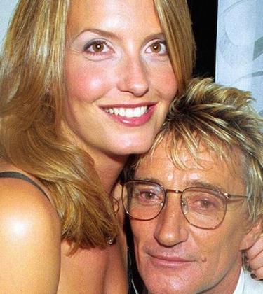 How to date women who are younger than you