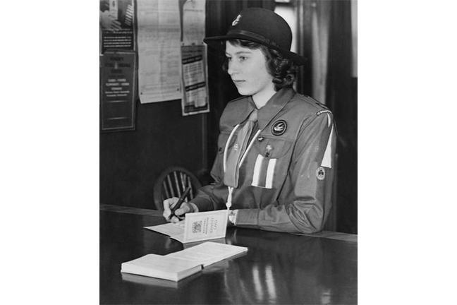 1942 - Aged 16, Princess Elizabeth registers for war service. (Getty Images)