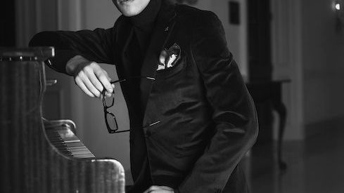The gentleman’s outfit that is guaranteed to get you noticed