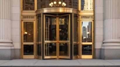 Swiss Private Banks vs UK Private Banks