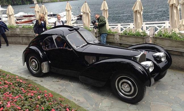 1938-Bugatti-57SC-Atlantic-Ralph-Lauren-2013-Concorso-dEleganza-Villa-dEste