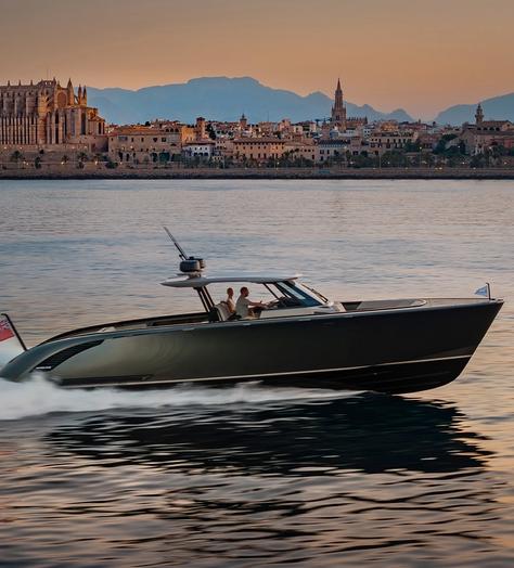Riding the wave: the Wajer 44 S is catnip for water sports enthusiasts